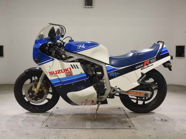 Suzuki GSX-R750 — фото 2