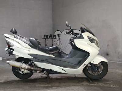 Suzuki SKYWAVE 250S
