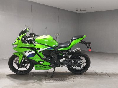 Kawasaki NINJA ZX-25R — фото 2