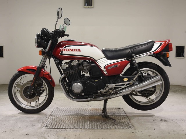 Honda CB750SF — фото 2