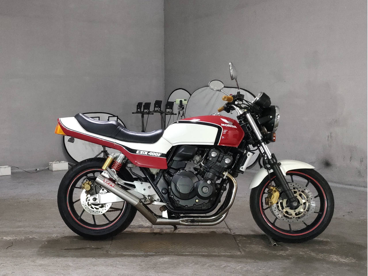 Honda CB400SFV