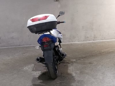 Suzuki GSR250 — фото 4