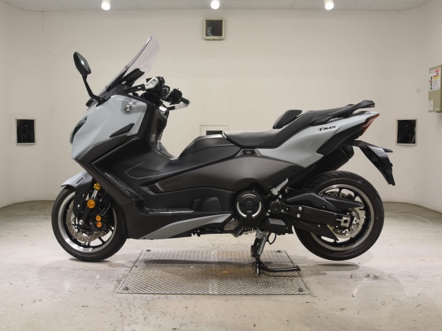 Yamaha T-MAX560T — фото 2