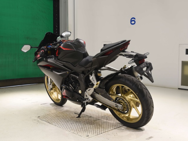Honda CBR250RRA — фото 6