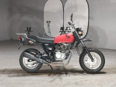 Honda APE100