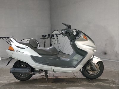 Yamaha MAJESTY250