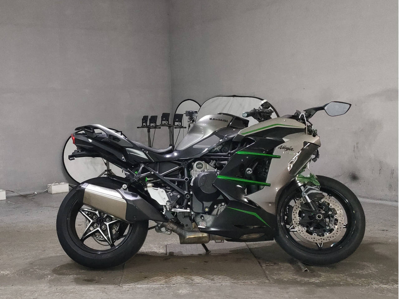 Kawasaki NINJA H2 SX