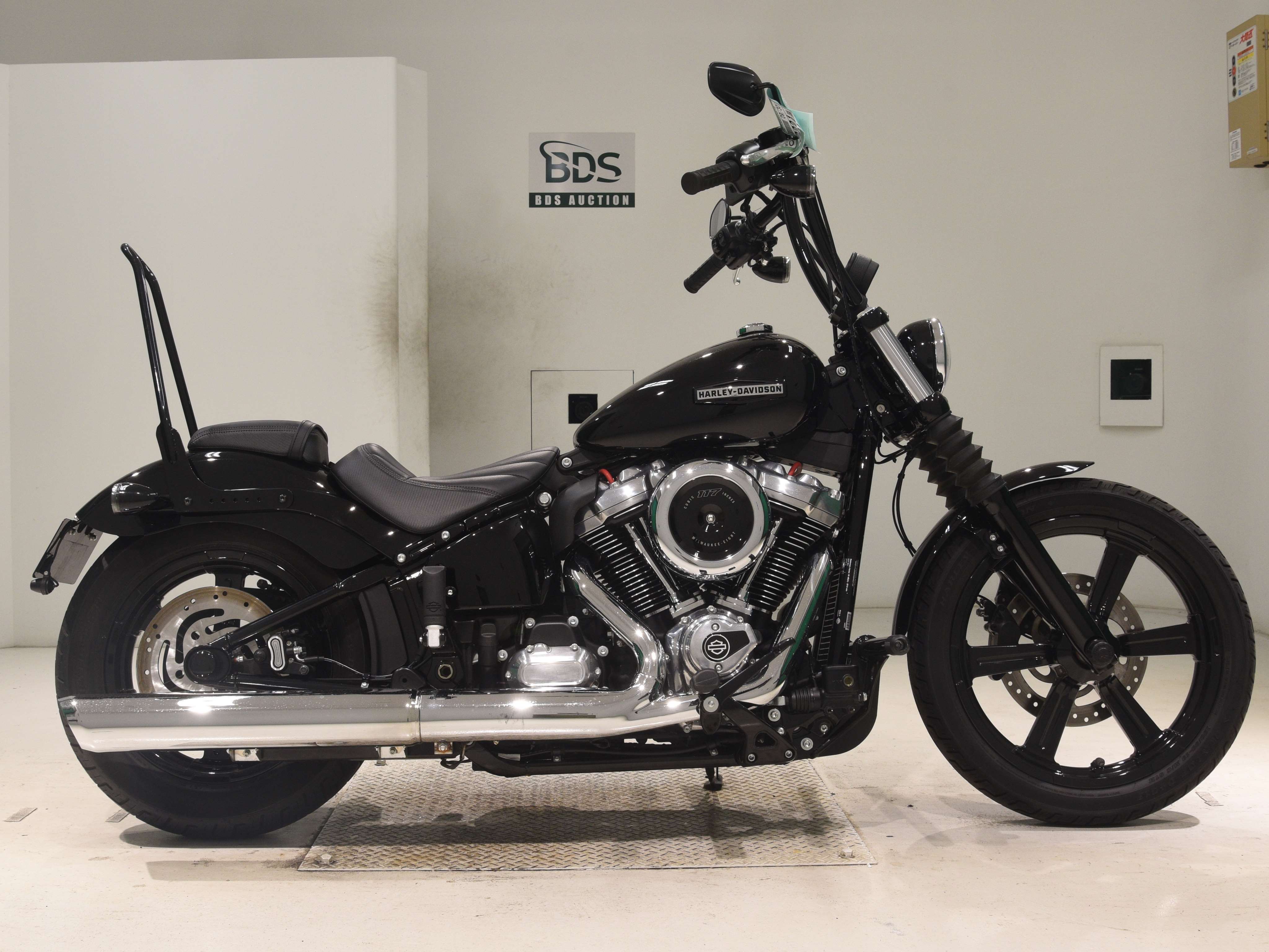 HD STREETBOB FXBB1868