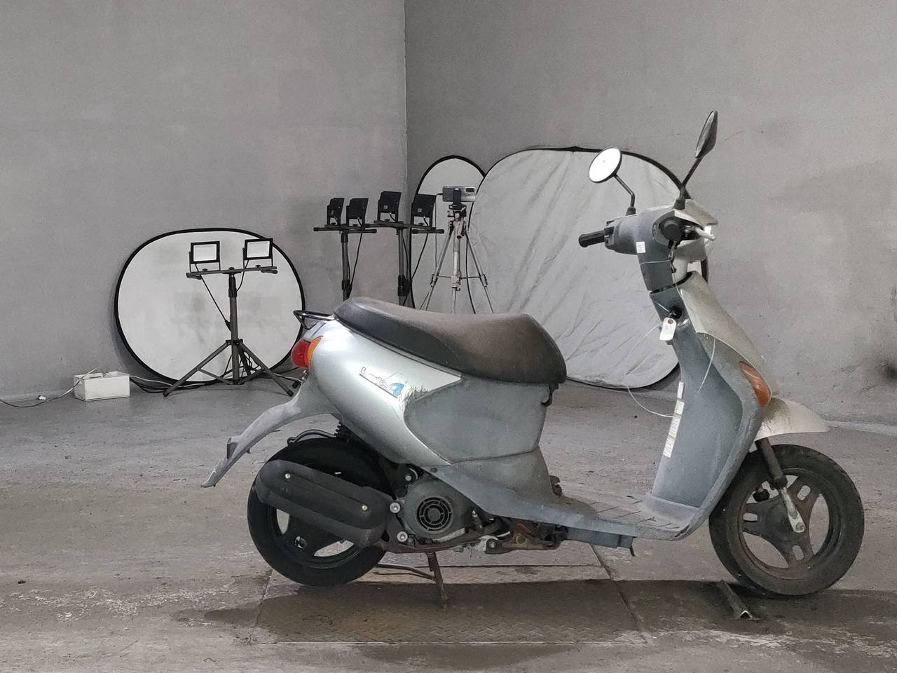 Suzuki LETS4