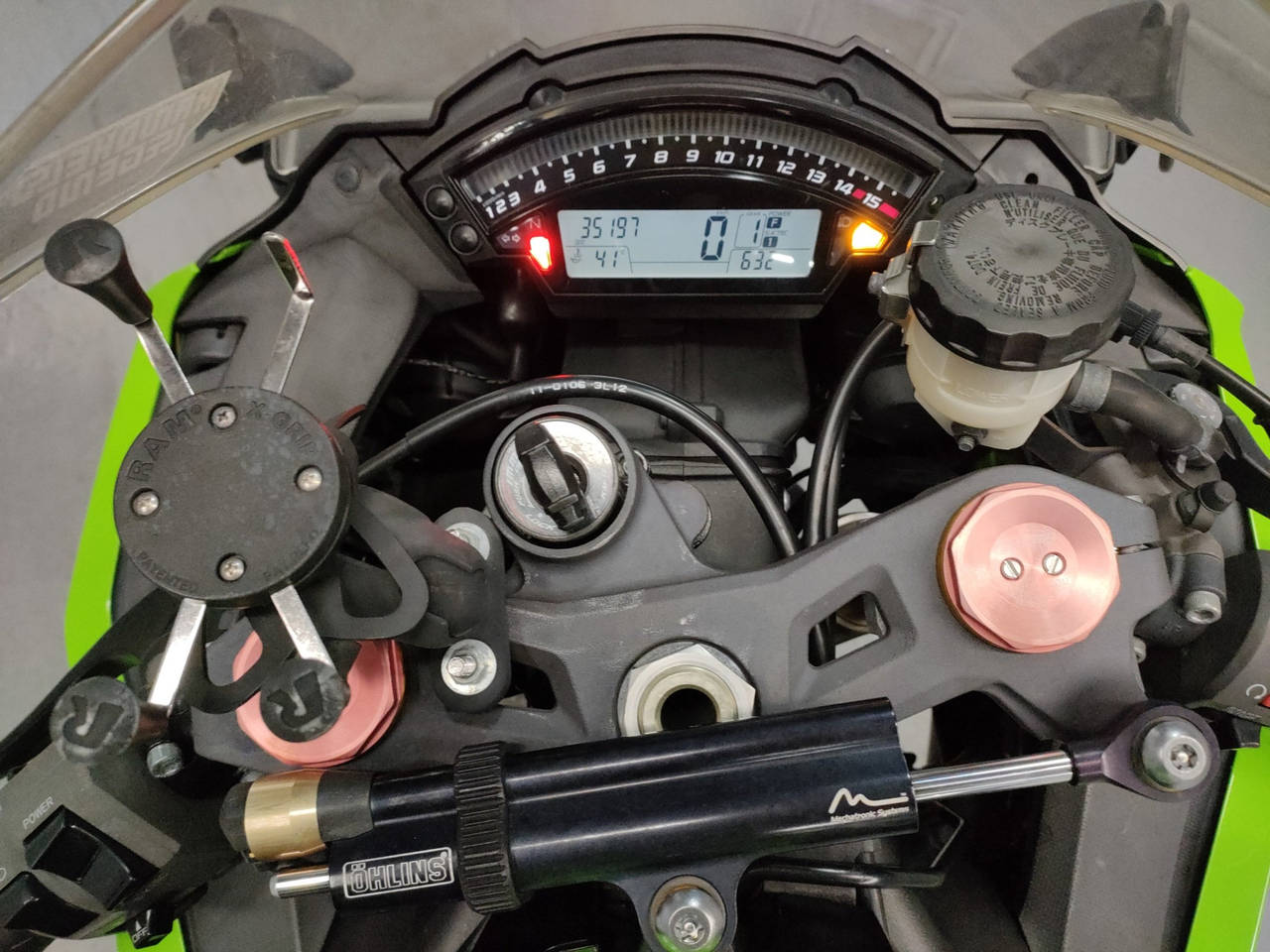 5142] Kawasaki NINJA ZX-10R - JKAZXT00JKA021137