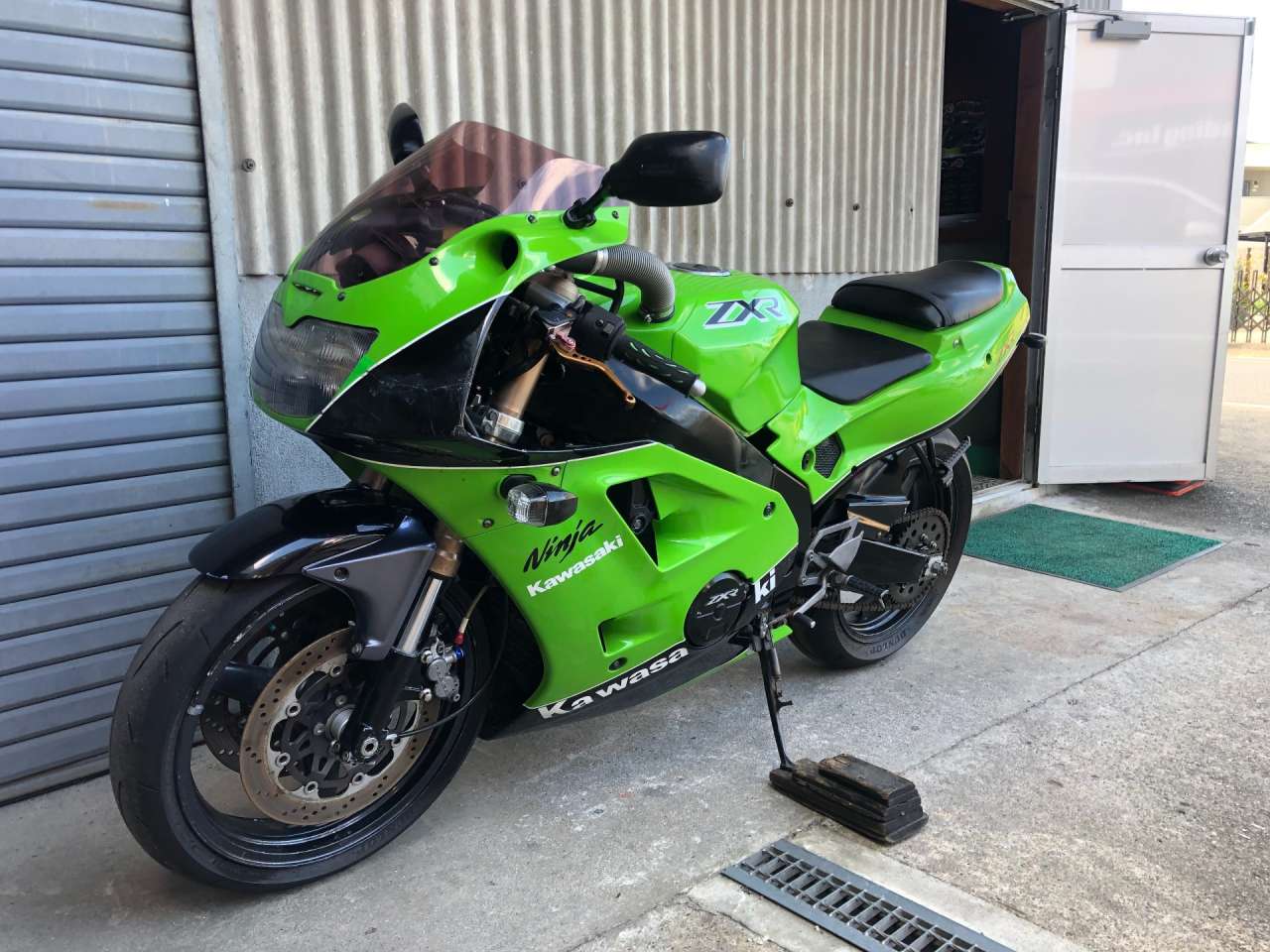 おまとめ① 2276] Kawasaki ZXR400 - ZX400L-001830