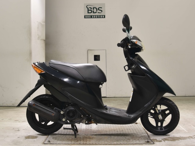 Suzuki ADDRESS V50