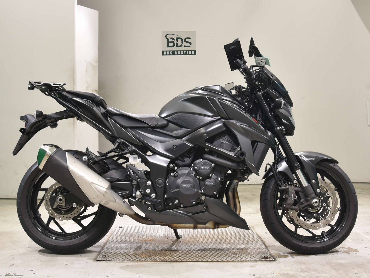 Suzuki GSX-S750