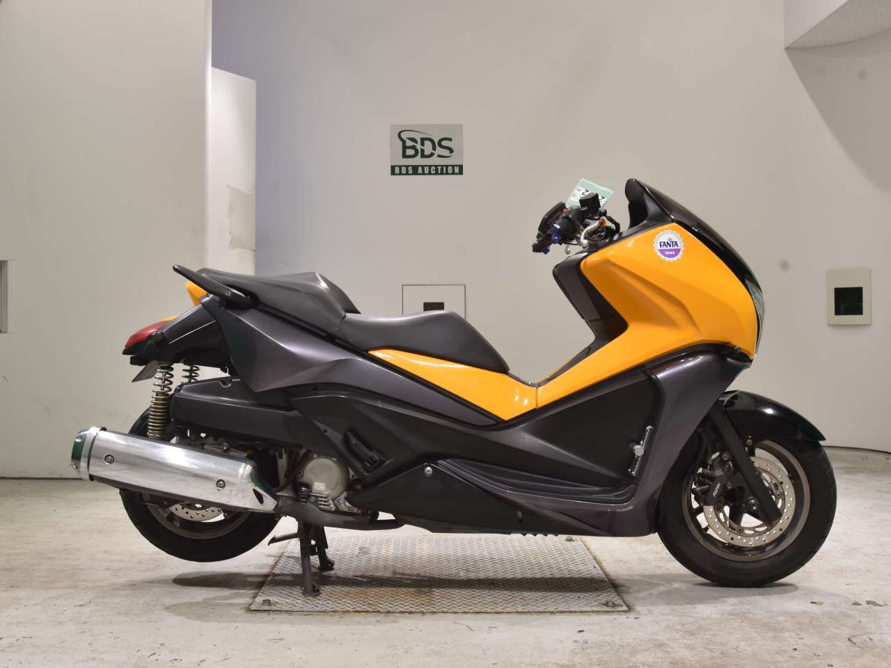 2602] Honda FAZE - MF11-1001355