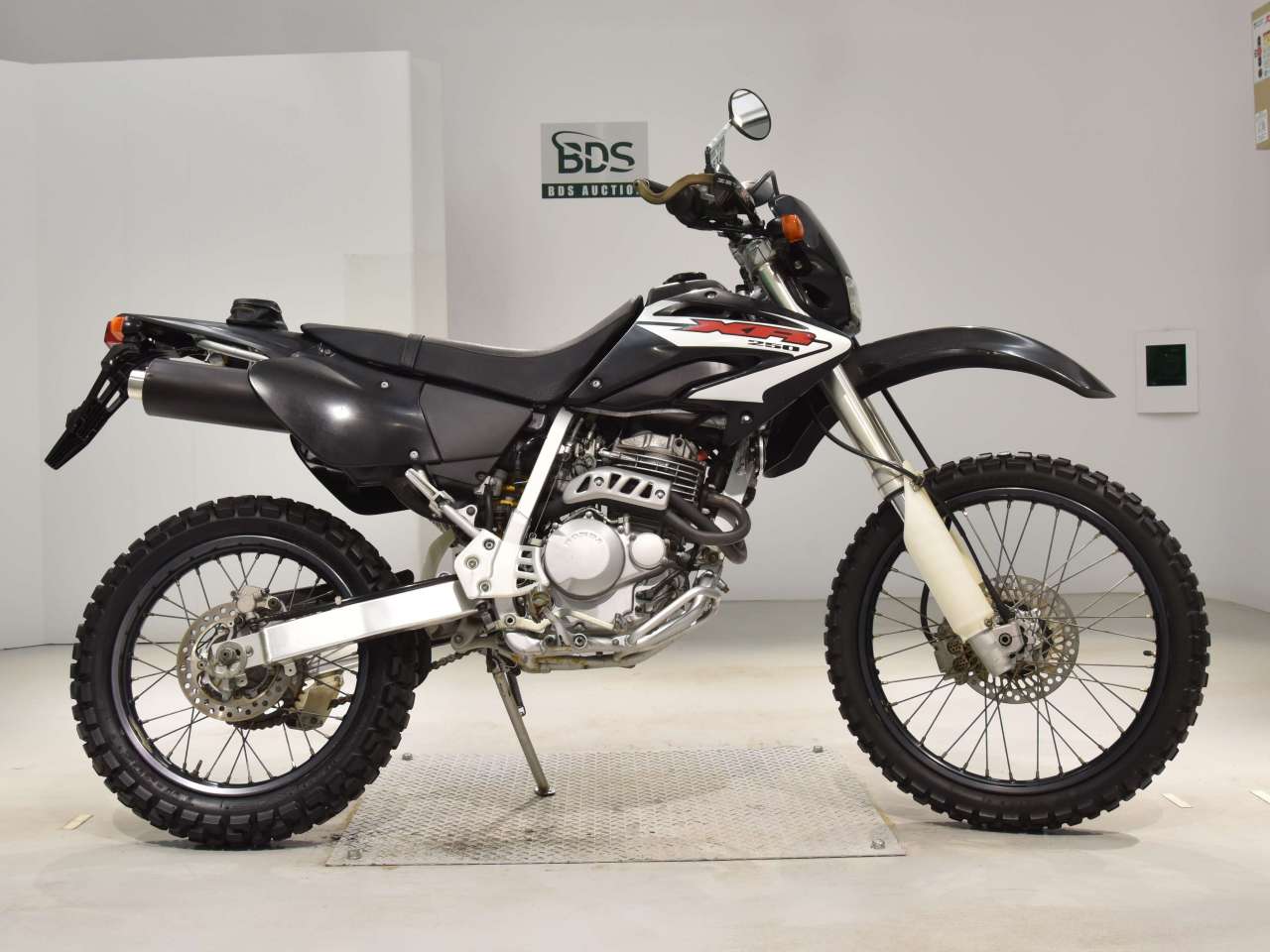 ホンダ XR250 MD30 2005年式