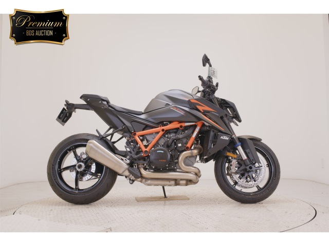KTM 1390 SUPER DUKE R EVO