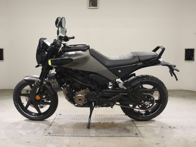 Husqvarna SUBARU TREPIEN 250 — фото 2