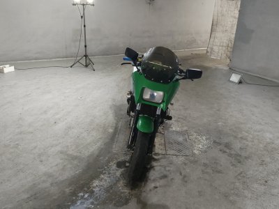 Kawasaki GPZ900R — фото 3