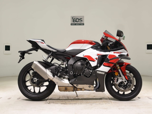 Yamaha YZF-R1