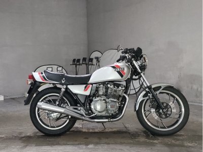 Yamaha XJ400