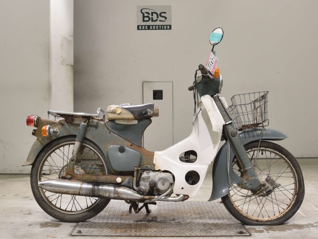 Honda C50