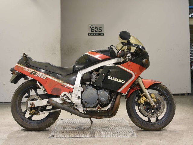 Suzuki GSX-R1100