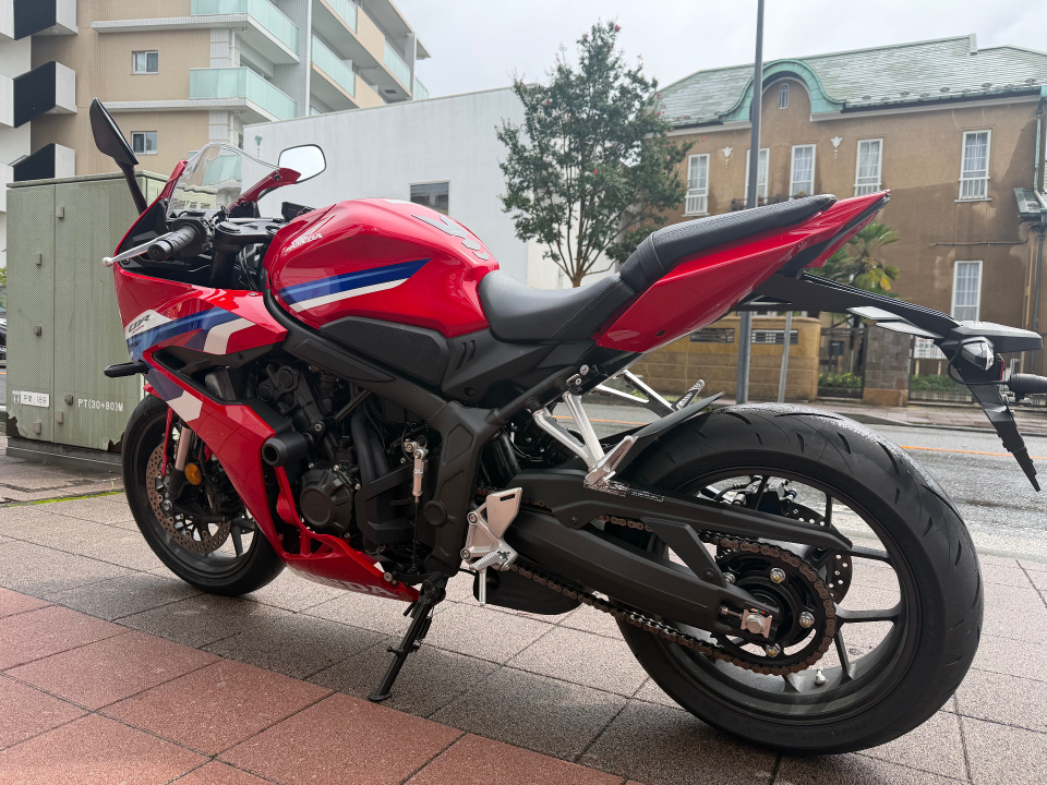 Honda CBR650R E-CLUTCH — фото 18