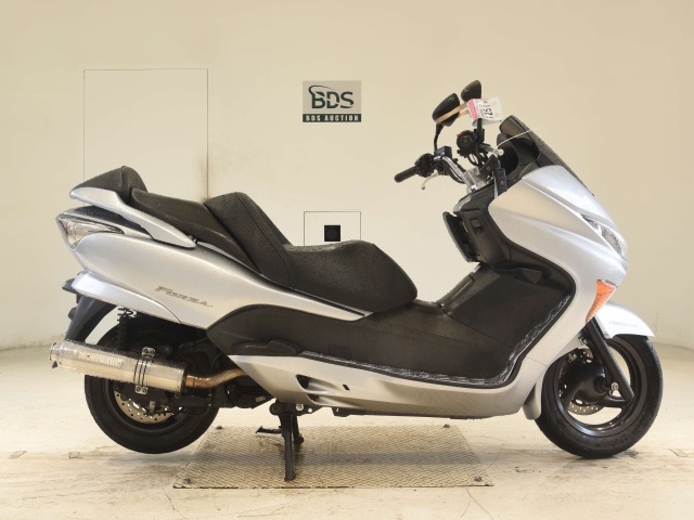 Honda FORZA