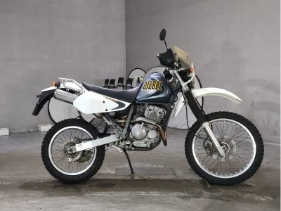 Suzuki GEVEL 250XC
