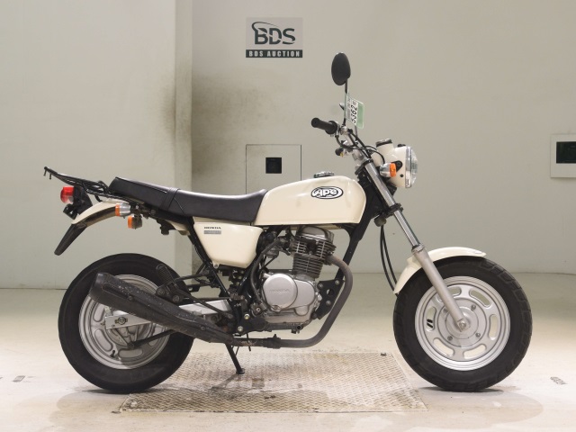 Honda APE100
