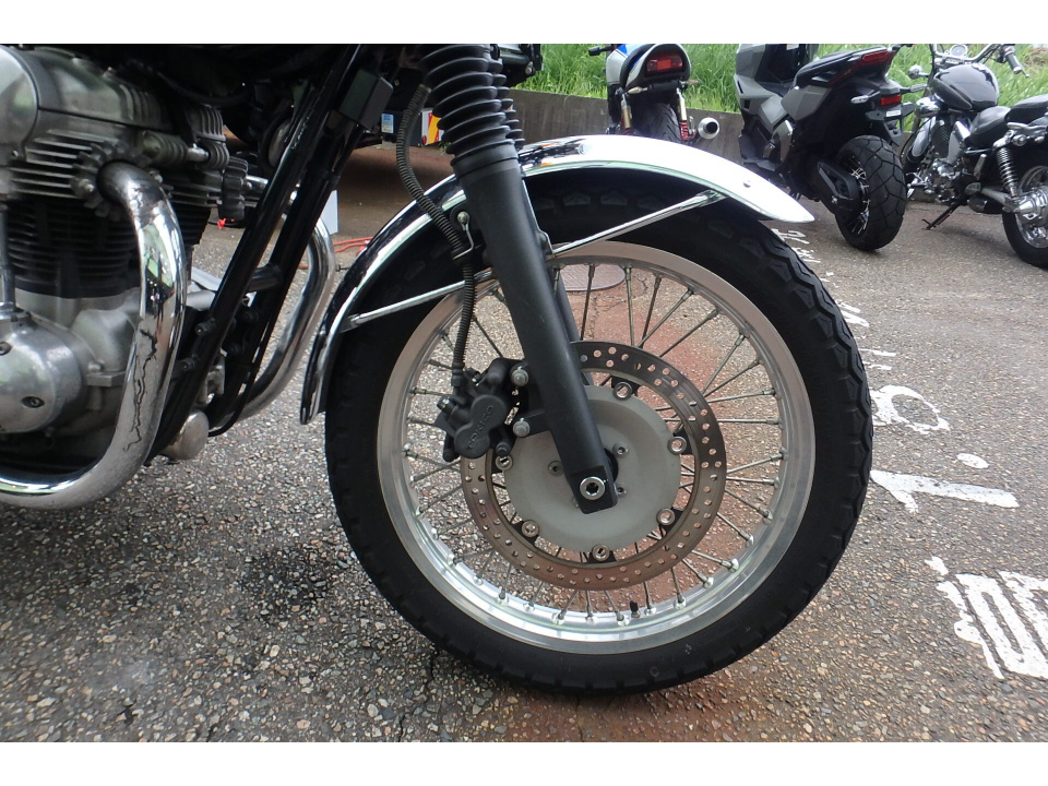 Kawasaki W400 — фото 4