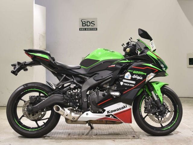 5135] Kawasaki NINJA ZX-25R - ZX250E-A19233
