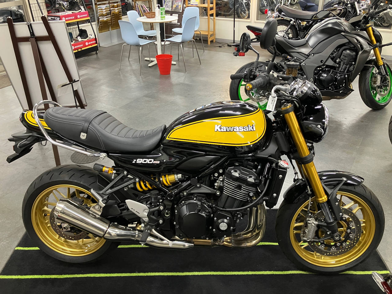 Kawasaki Z900RS