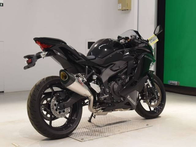 0180] Kawasaki NINJA ZX-25R - ZX250E-A18837