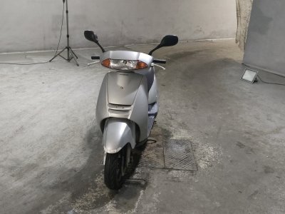 Honda LEAD100 — фото 3