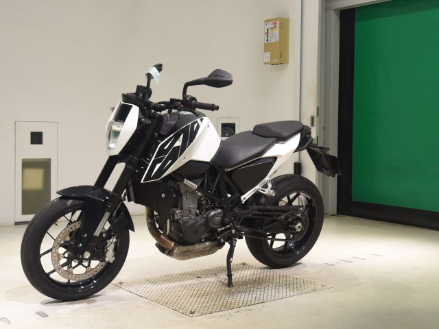 KTM 690 DUKE — фото 4
