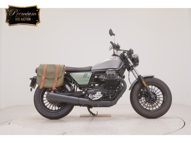 Moto Guzzi V9 BOBBER