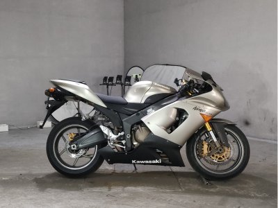 Kawasaki ZX-6R