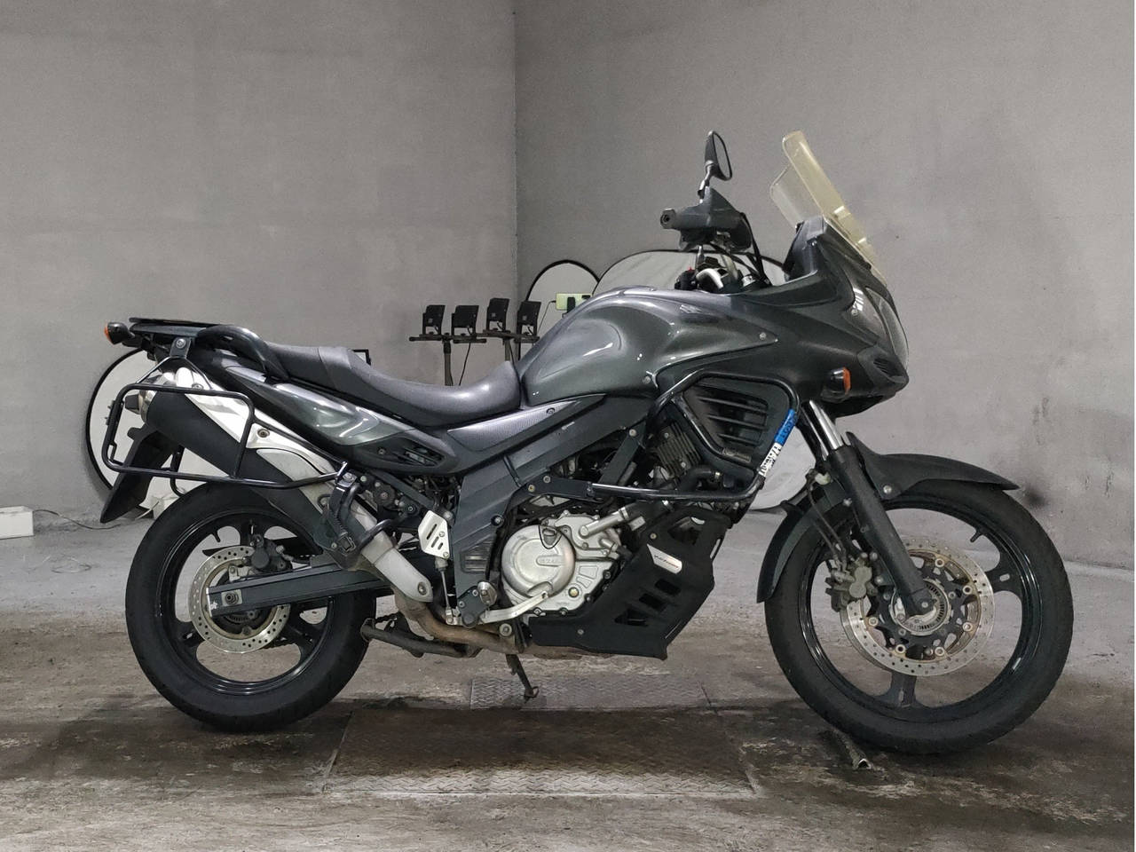 Suzuki VESTRO 650