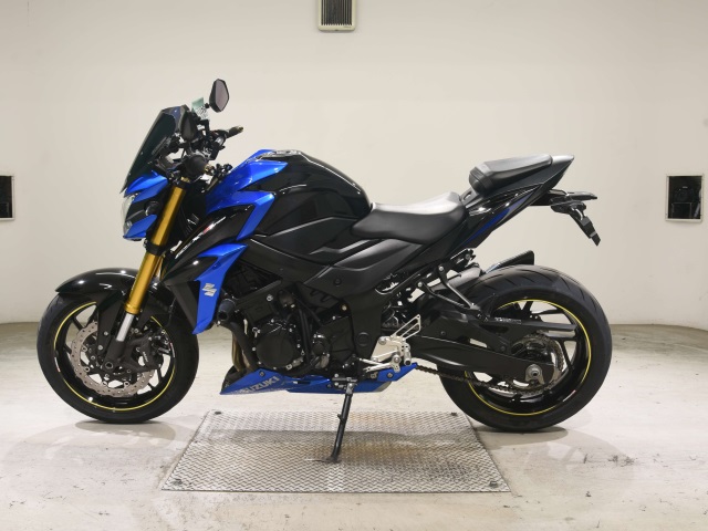 Suzuki GSX-S750 — фото 2