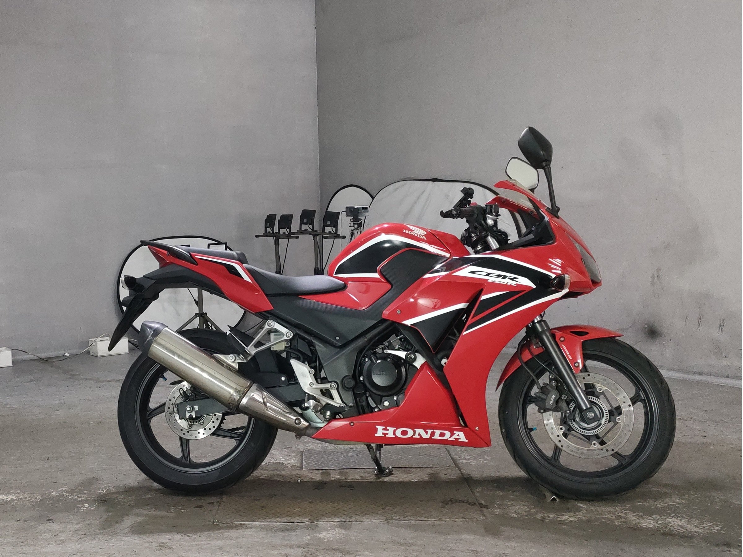 Honda CBR250R