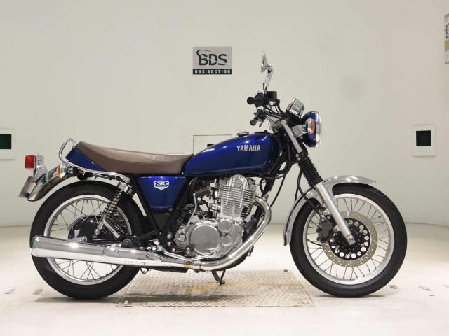 Yamaha SR400