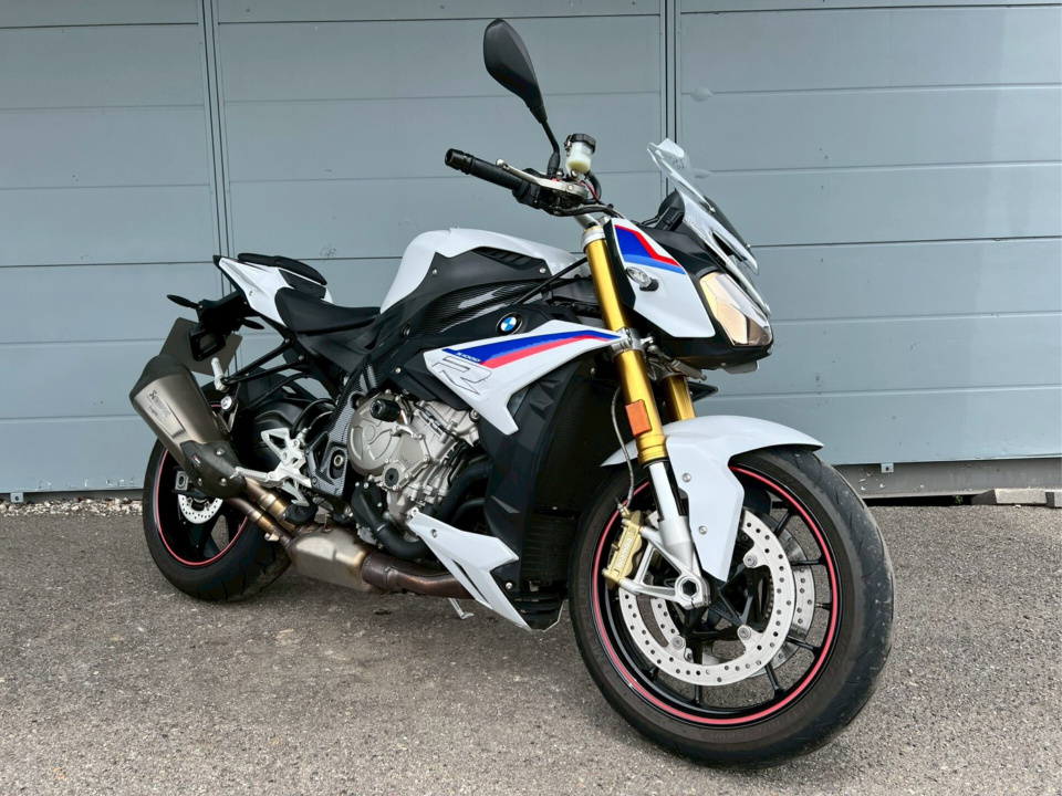 BMW S1000R