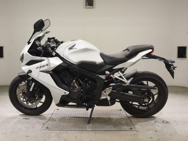 Honda CBR650R — фото 2