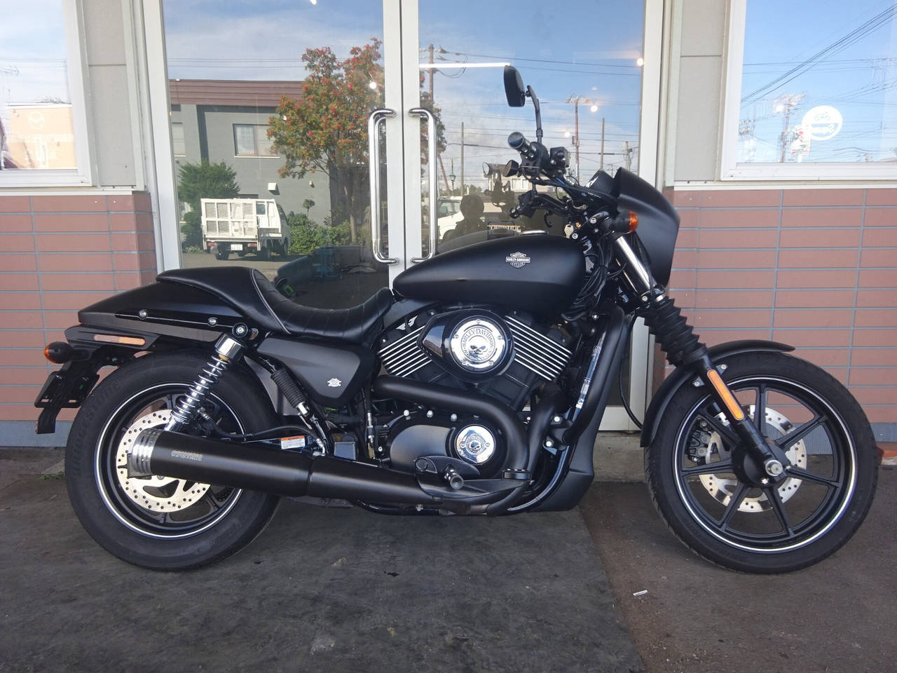 HD STREET XG750