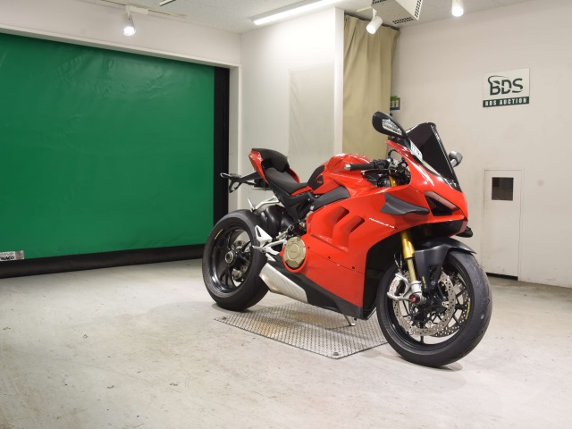 Ducati PANIGALE V4S — фото 3