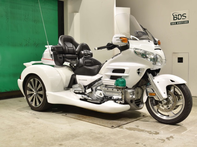 Honda GL1800 TRIKE — фото 3