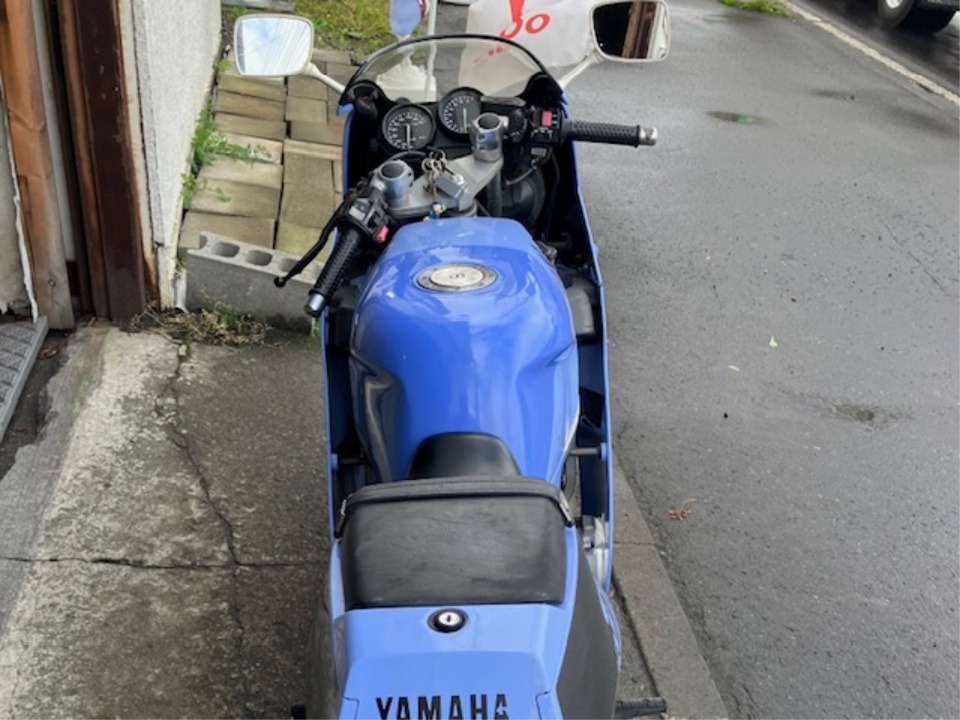 Yamaha FZR250 — фото 14