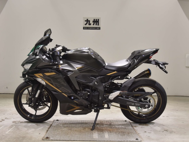 Kawasaki NINJA ZX-25R — фото 2
