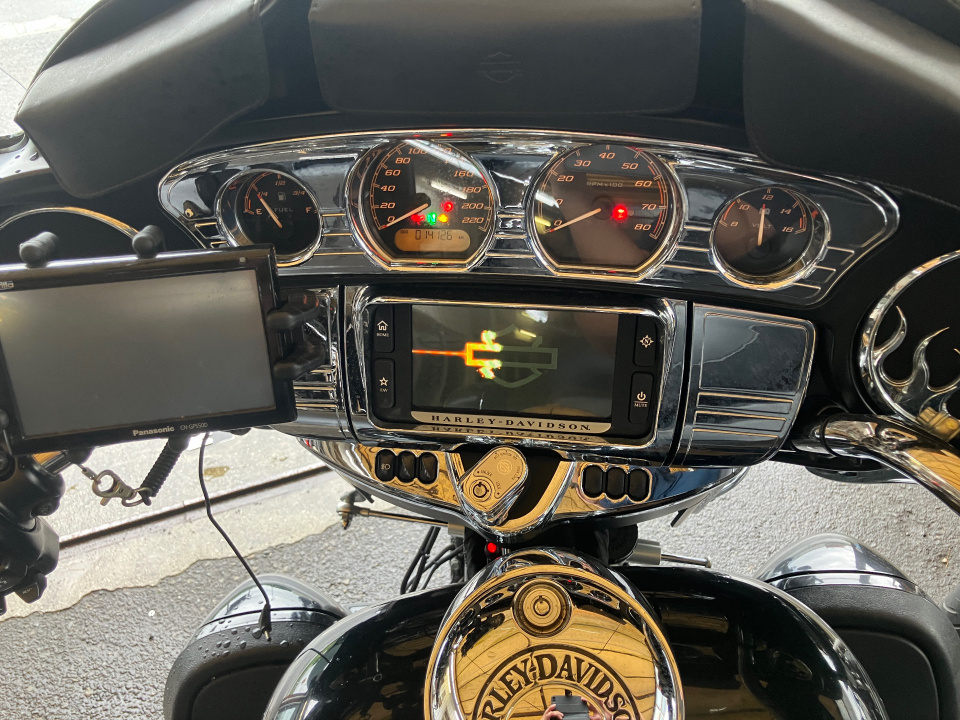 HD TRI GLIDE ULTRA CLASSIC FLHTCUTG1580 — фото 2